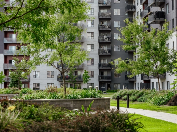 U-Bahn Condos - 10